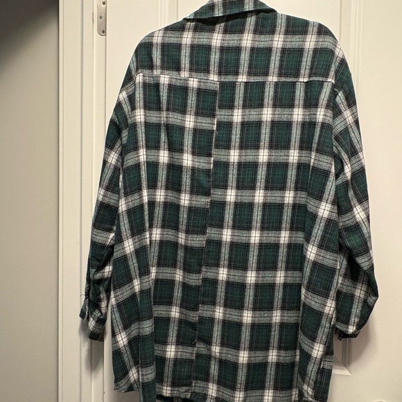 Plus Size Fashion Nova Shannon Plaid Flannel - Picture 4 of 4